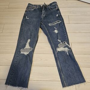 Topshop Jeans Blue Distressed Pockets Womens Size 26 straight denim